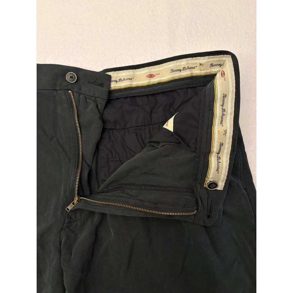 Tommy Bahama Relax Mens Black 100% Silk Pleated Front Casual Shorts Size 38